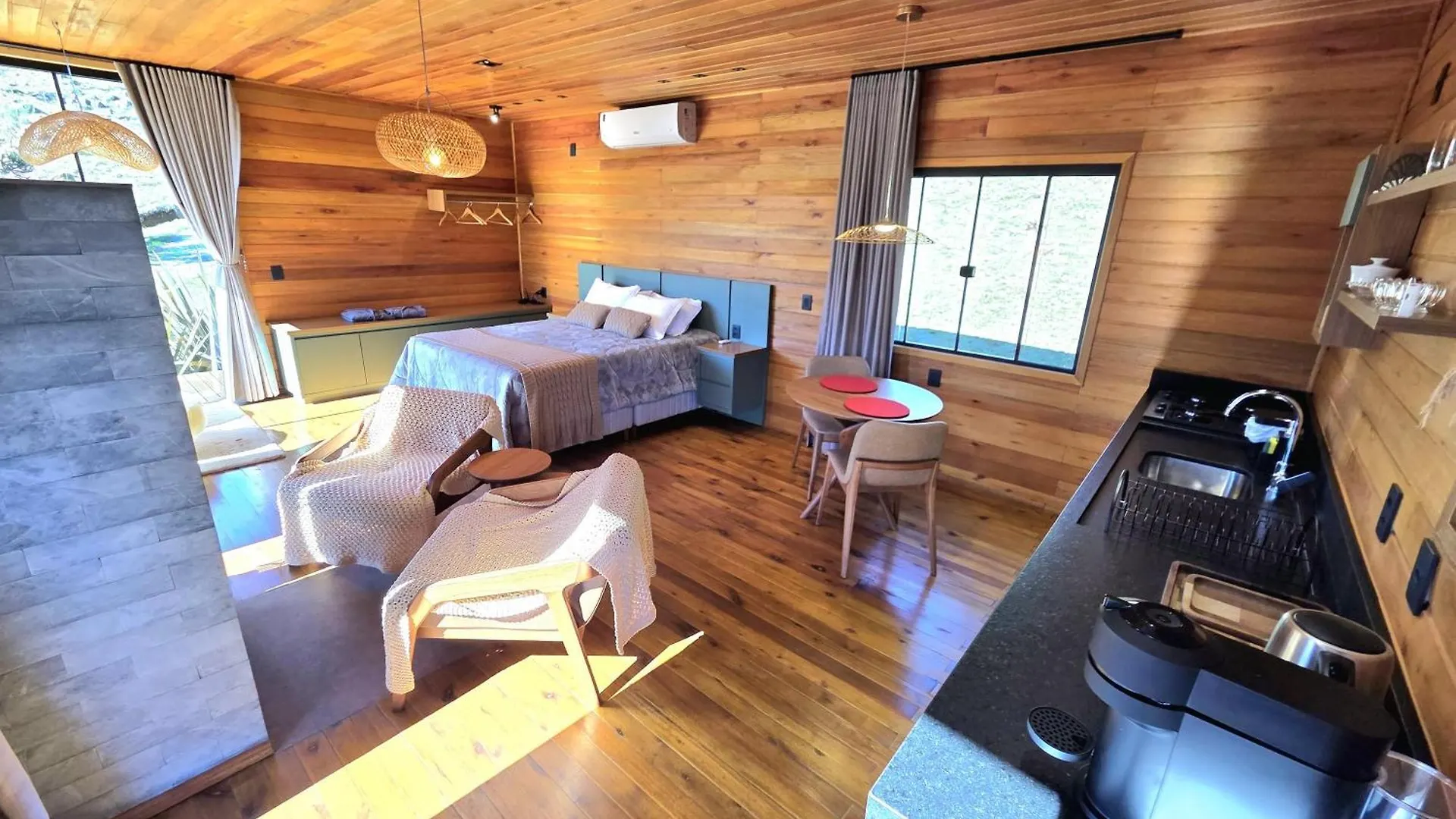 Apartamento Cabanas Alto Padrao Com Jacuzzi, Lareira E Cachoeira Exclusiva Urupema