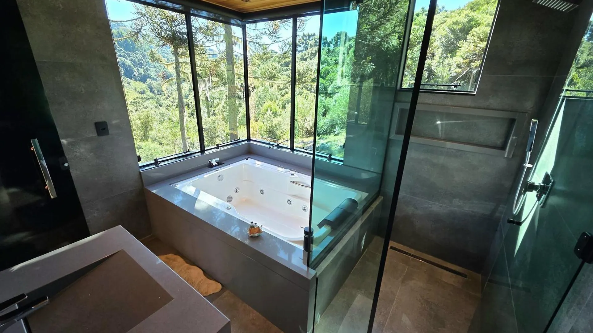 Cabanas Alto Padrao Com Jacuzzi, Lareira E Cachoeira Exclusiva Urupema